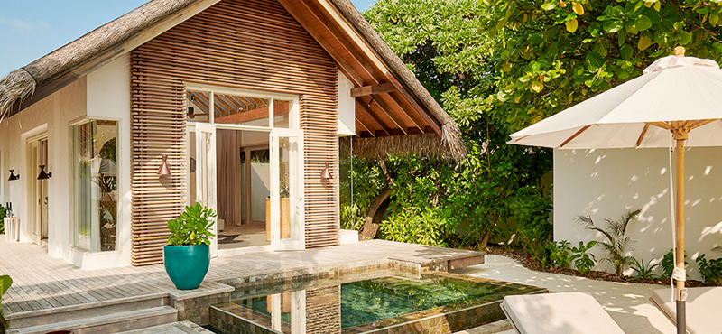 Luxury Maldives Holidays Fairmont Maldives Sirru Fen Fushi Beach Sunrise Villa 4