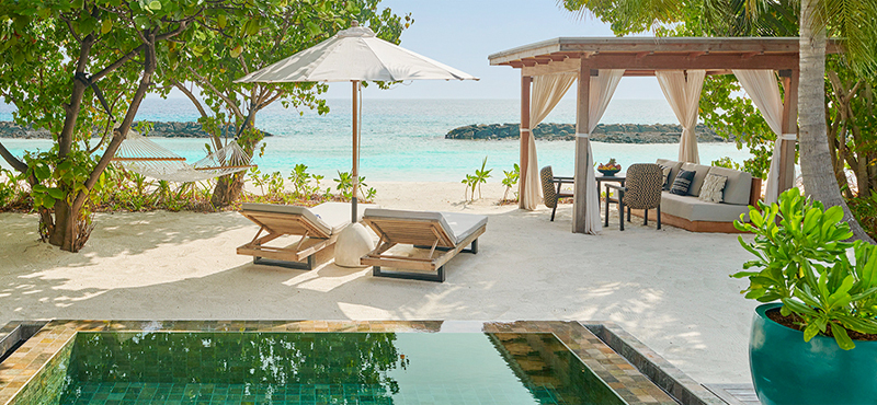 Luxury Maldives Holidays Fairmont Maldives Sirru Fen Fushi Beach Sunset Villa 3