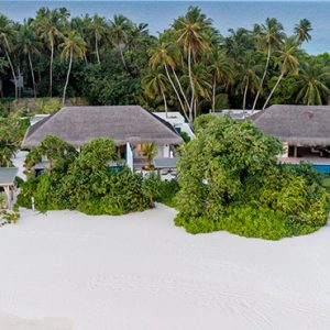 Luxury Maldives Holidays Fairmont Maldives Sirru Fen Fushi Three Bedroom Beach Sunset Villa
