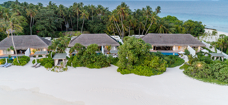 Luxury Maldives Holidays Fairmont Maldives Sirru Fen Fushi Three Bedroom Beach Sunset Villa