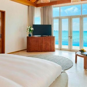 Luxury Maldives Holidays Fairmont Maldives Sirru Fen Fushi Three Bedroom Water Sunset Villa 2