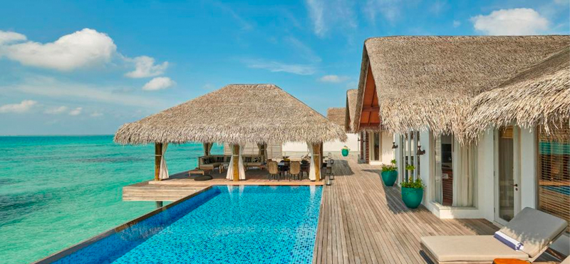 Luxury Maldives Holidays Fairmont Maldives Sirru Fen Fushi Three Bedroom Water Sunset Villa 4