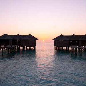 Lily-Beach-Maldives-honeymoon-sunset