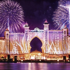 Atlantis-Dubai-palm-fireworks