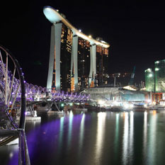 Marina Bay Sands Singapore nightime views of the city