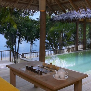 six senses yao noi beachfront pool villa deck