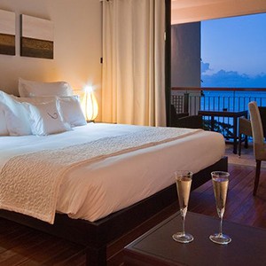 Le Cardinal - Mauritius Honeymoon Packages - bedroom
