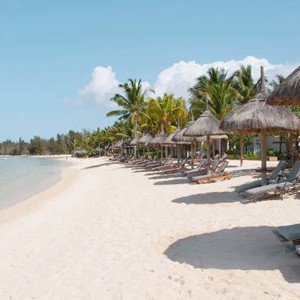 Luxury Holidays - Mauritius Honeymoon - Heritage Le Telfair Golf Resort - beach walk