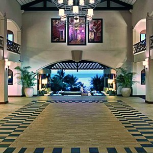 Maritm resort - Mauritius - honeymoon packages - hotel lobby