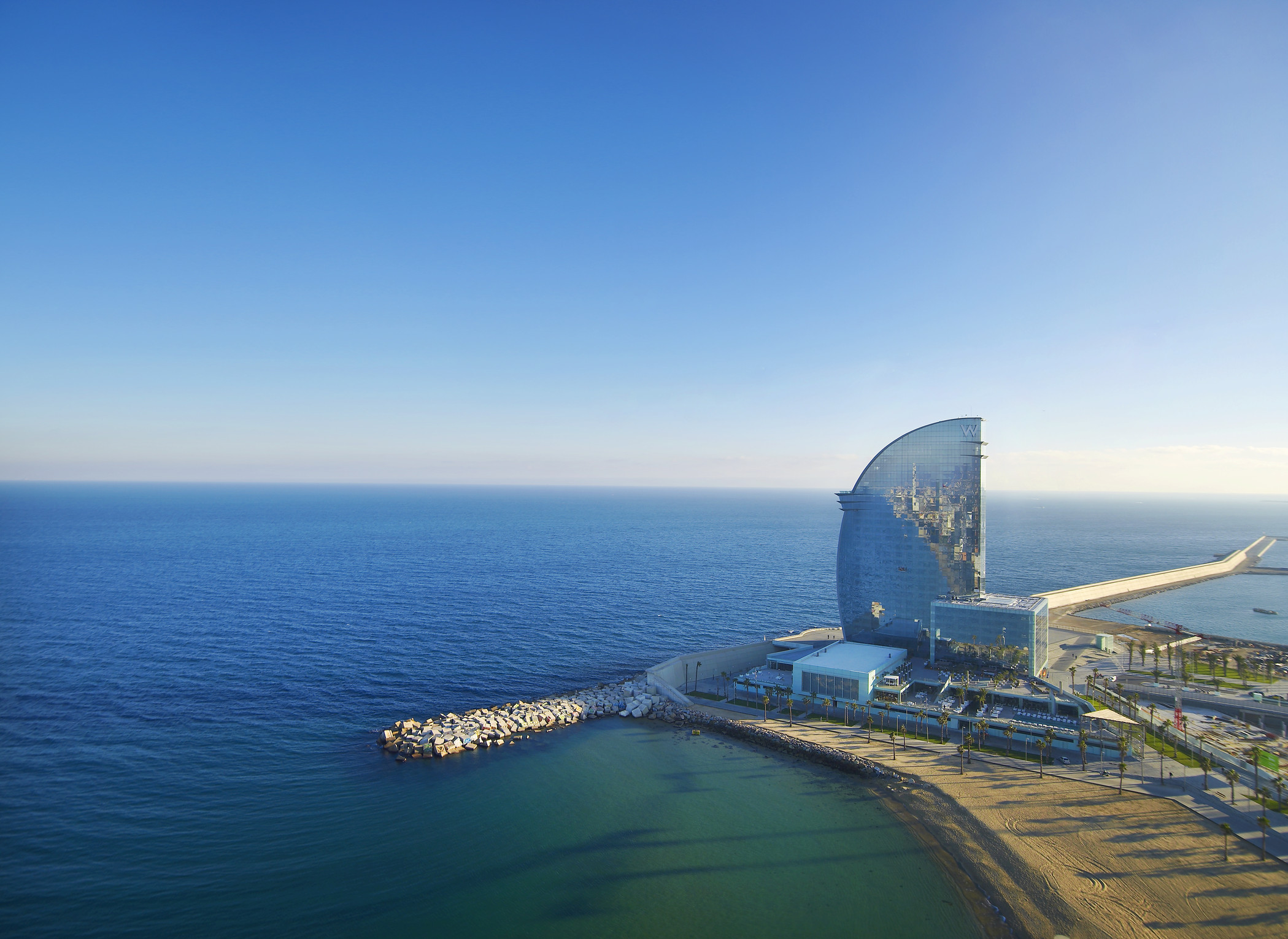 who3183ex-88745-W Barcelona With Beach