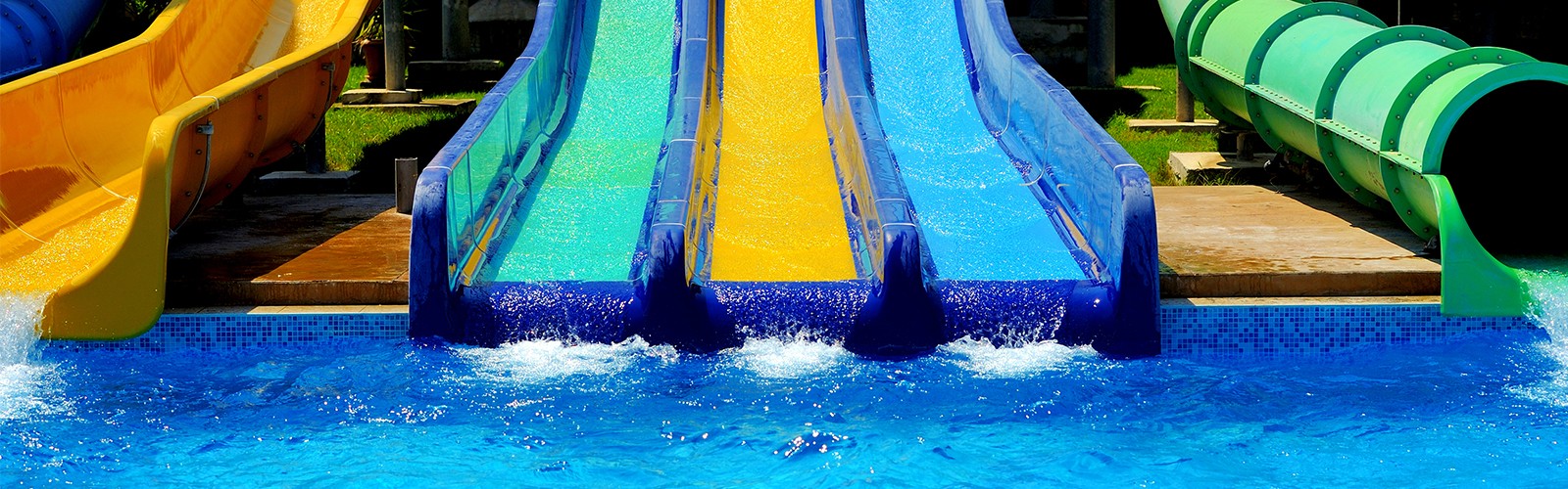 Awesome waterparks - Luxury Family Holidays - Travel Blog