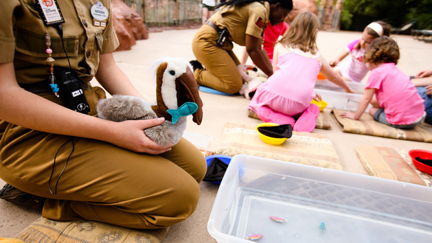 Family Holidays with Kids clubs - Animal Kingdom Lodge