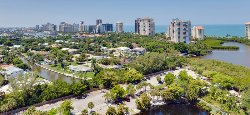 naples grande beach - top tennis resorts