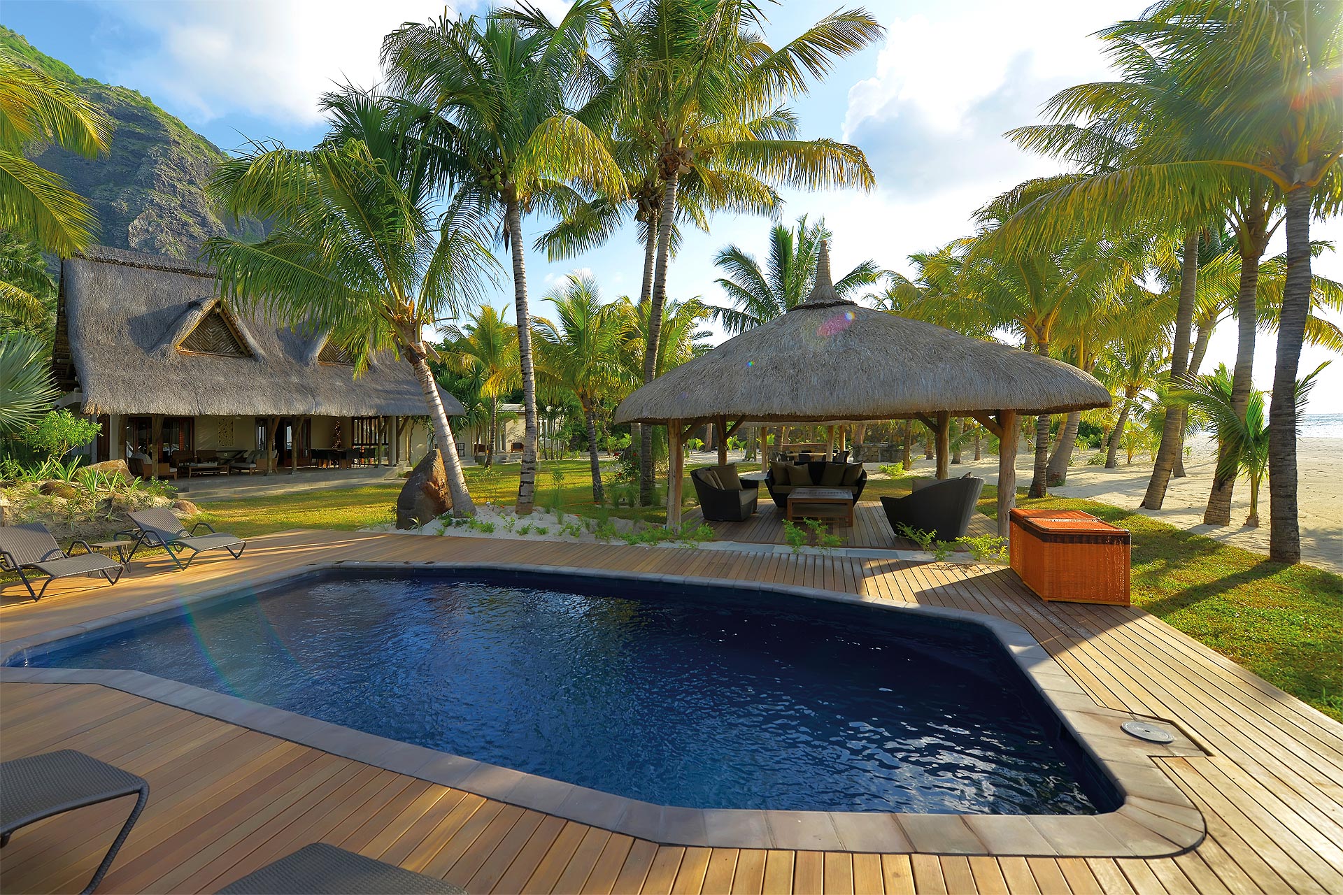Why Holiday with Beachcomber Hotels - Dinarobin Hotel and Spa Mauritius