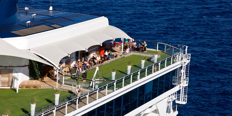 Lawn Club Life On Board Celebrity Cruises