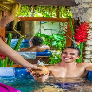 Couple In Spa Jacuzzi1 Crown Beach & Spa Resort Rarotonga Cook Island Holidays