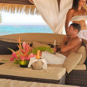 Honeymoon Couple Crown Beach & Spa Resort Rarotonga Cook Island Holidays