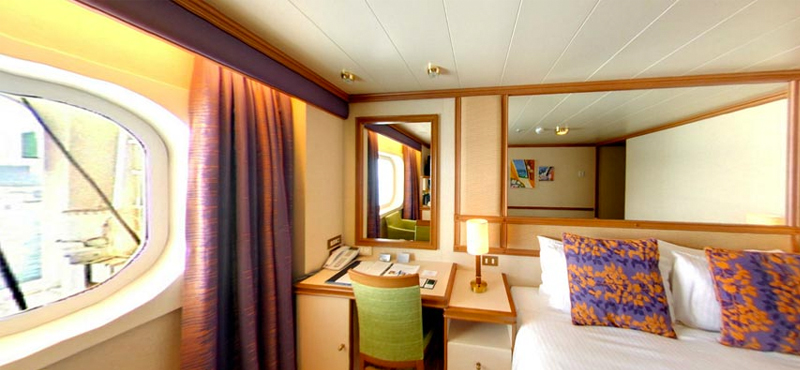 outside-cabin-4-pando-cruises-luxury-cruise-holidays