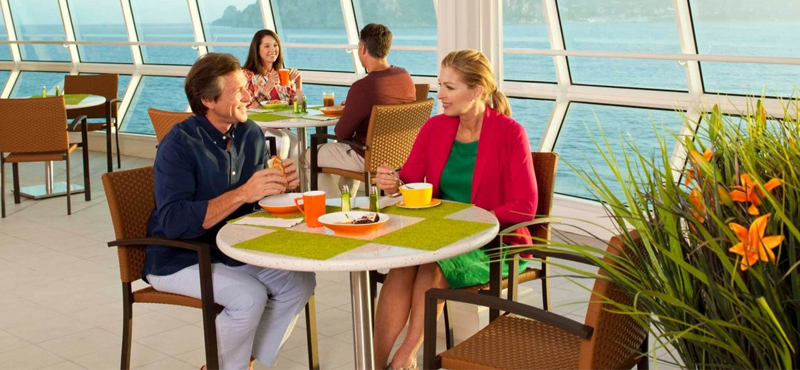 park-cafe-vision-of-the-seas-luxury-royal-caribbean-cruise-packages