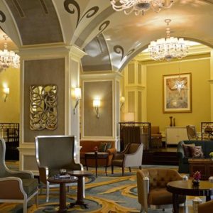 luxury Abu Dhabi holiday Packages The Ritz Carlton Abu Dhabi Grand Canal Lounge 3