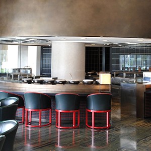 Armani Dubai - bar