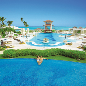 Luxury Bahamas Holiday Packages Sandals Emerald Bay Thumbnail