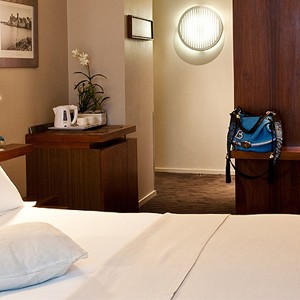 Beau Rivage Nice - france luxury holidays - bedroom