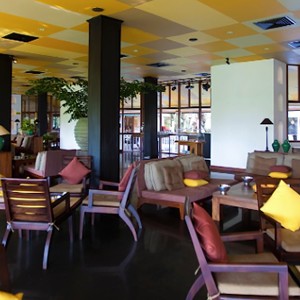 Bentota-Beach-Sri-Lanka-Lounge-bar
