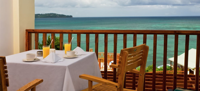 Calabash-Cove-Sunset-Ocean-View-Breakfast