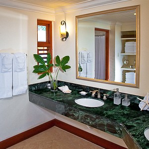 Caribbean Beachfront One Bedroom Concierge Suite 3 - Luxury Jamaica Holidays