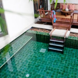 Deluxe Pool Access Room