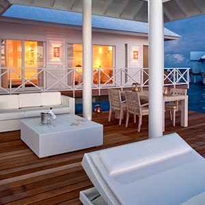 Diamonds Thudufushi - deck