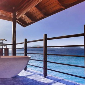 Enchanted Island Resort - Seychelles Luxury holiday - bathtub