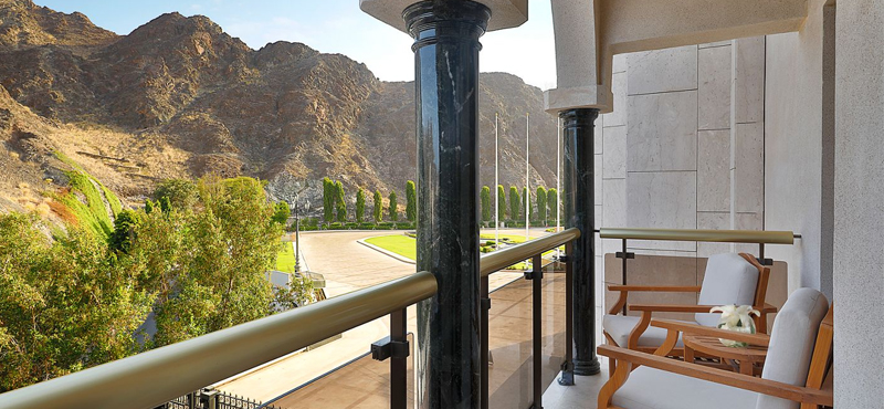 Executive Mountain View Suite 4 Al Bustan Palace, A Ritz Carlton Hotel Luxury Oman Holidays