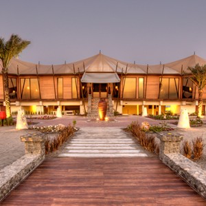 exterior-ras-al-khaimah-beach-0-luxury-ras-al-khaimah-holidays