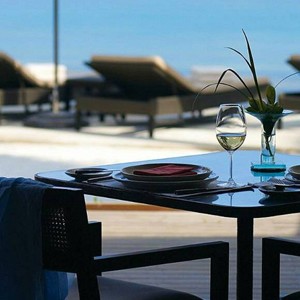 Four Seasons Maldives - Maldives Holiday Packages - Cafe Huraa