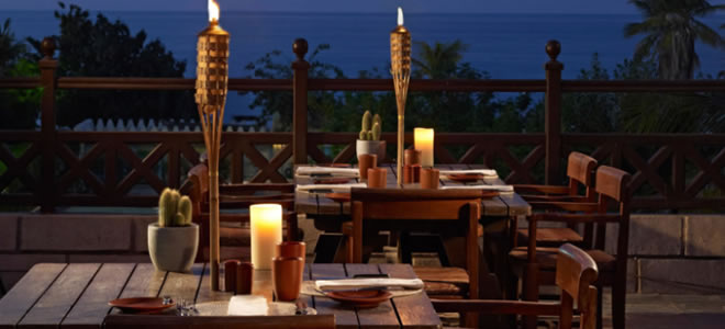 Grand-Hyatt-Oman-Safari-Rooftop-Grill