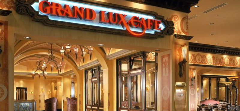 Grand Lux Cafe The Venetian Las Vegas Luxury Las Vegas holiday Packages