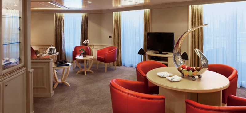 grande-suite-silver-spirit-luxury-cruise-holidays-silversea-cruises