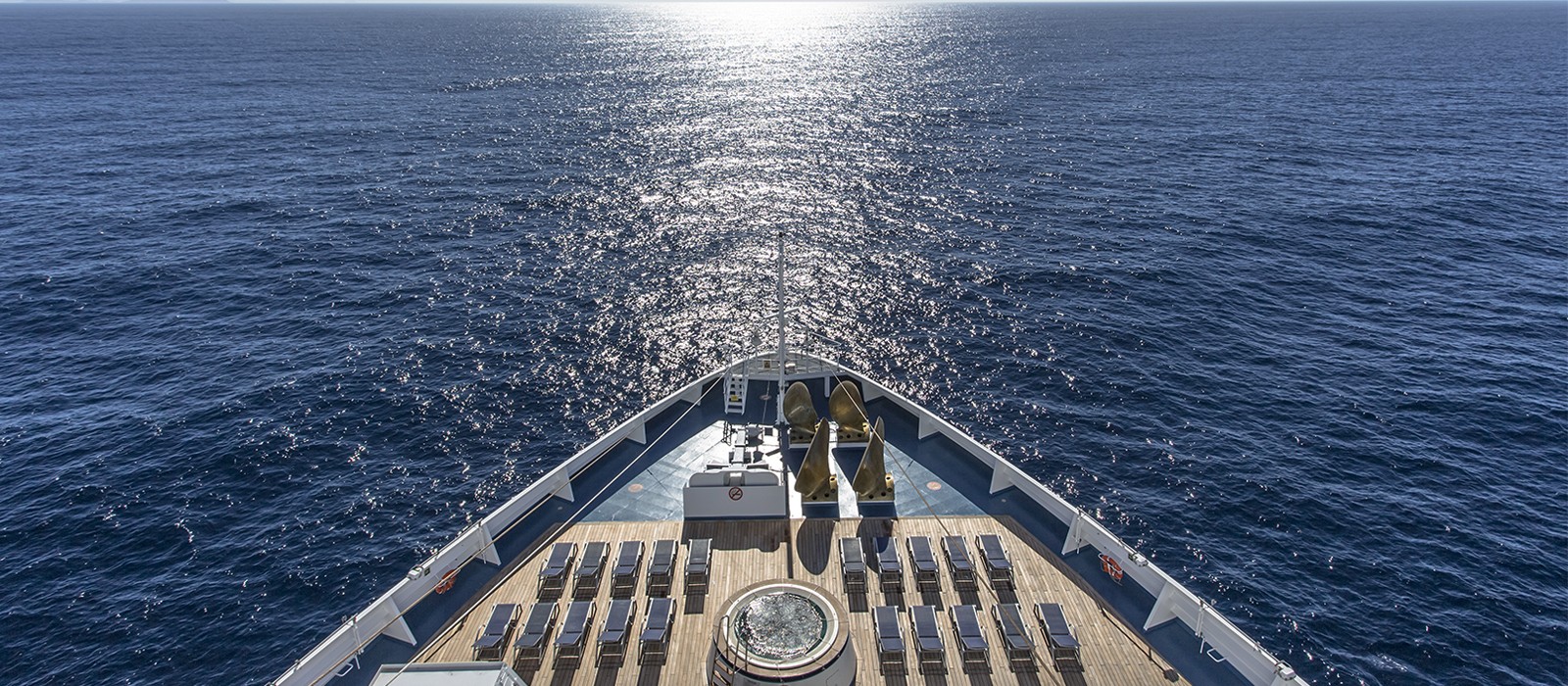Header - Cunard Cruises - Luxury Cruise Holidays