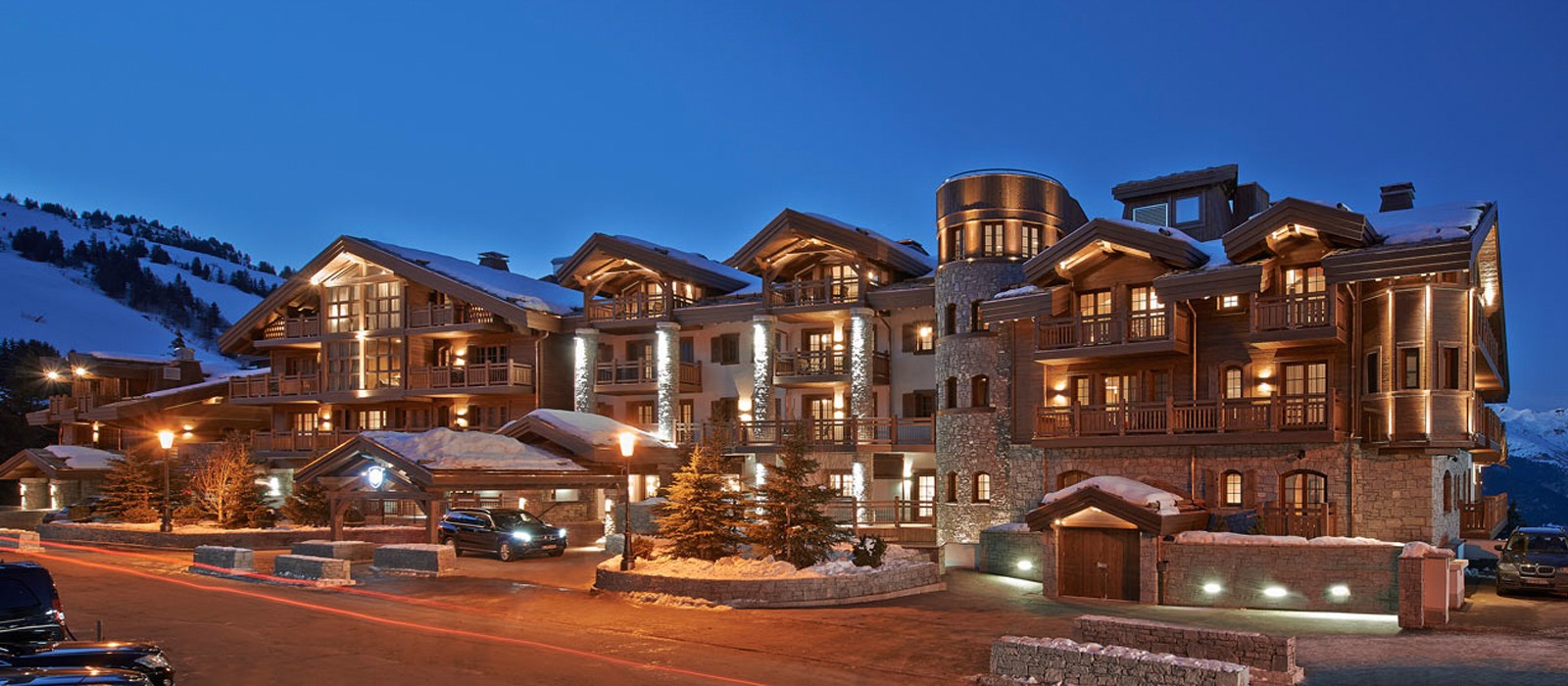 Header - LApogee Courchevel - france luxury holidays