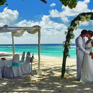 Hilton Seychelles Labriz Luxury Seychelles Holiday Packages Hilton Seychelles Labriz Resort And Spa Wedding2