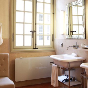 La Maison DUzes - France luxury Holidays - bathroom