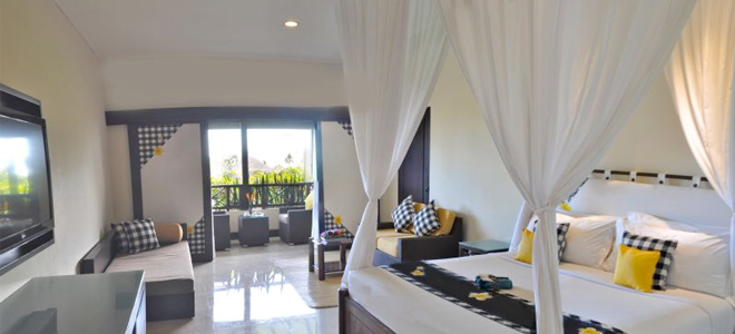 Legian-Beach-Bali-Deluxe-room-Bedroom