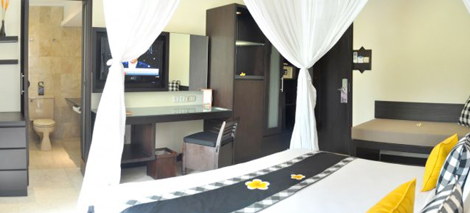 Legian-Beach-Bali-Superior-room-Bed