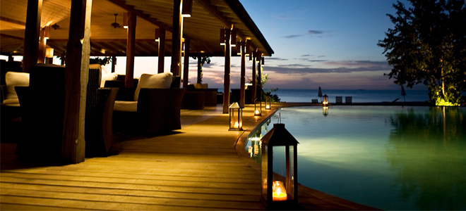 Lounge - Hermitage Bay antigua - luxury Caribbean honeymoons