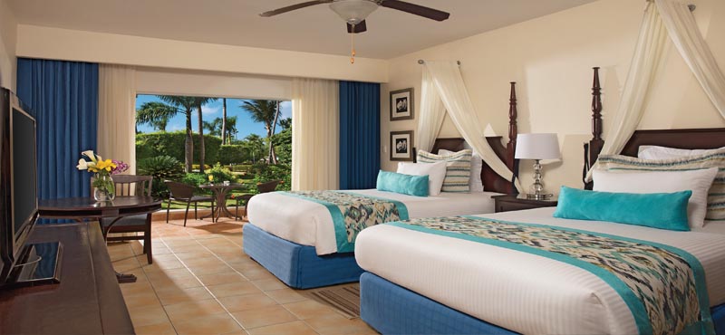 Luxury Dominican Republic Holiday Packages Dreams Palm Beach Punta Cana Deluxe Tropical View2