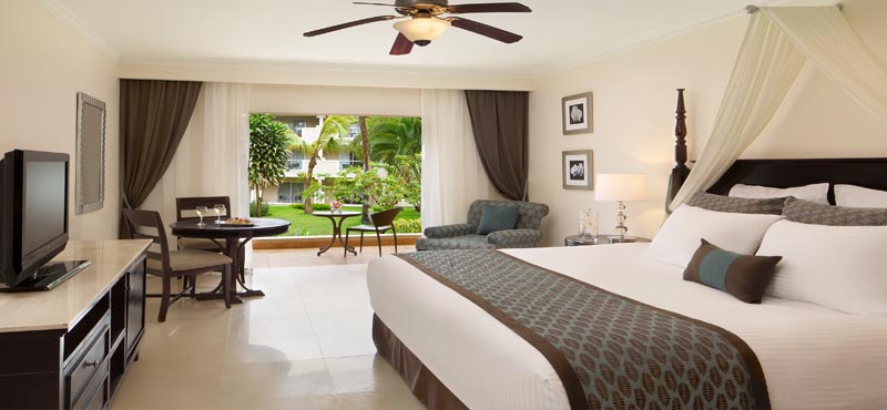 Luxury Dominican Republic Holiday Packages Dreams Palm Beach Punta Cana Preferred Club Deluxe With Jacuzzi Tropical View