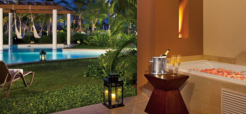 Luxury Dominican Republic Holiday Packages Secrets Royal Beach Punta Cana Junior Suite Swim Up 3