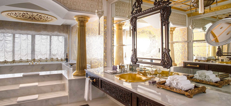 Luxury Dubai Holiday Packages Jumeirah Zabeel Saray Grand Imperial Suite Bathroom 1
